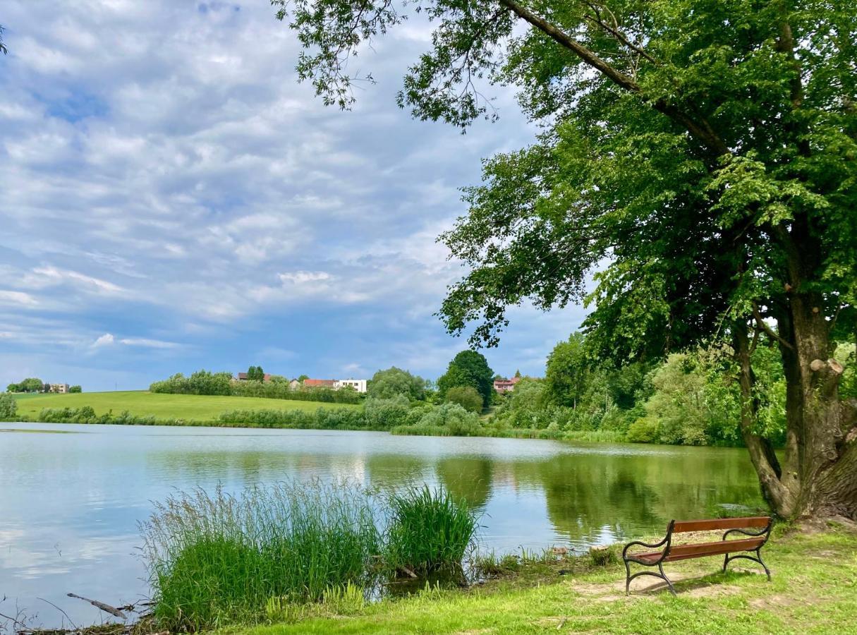 Apartman Nad Prehradou Frýdek-Místek Exterior foto